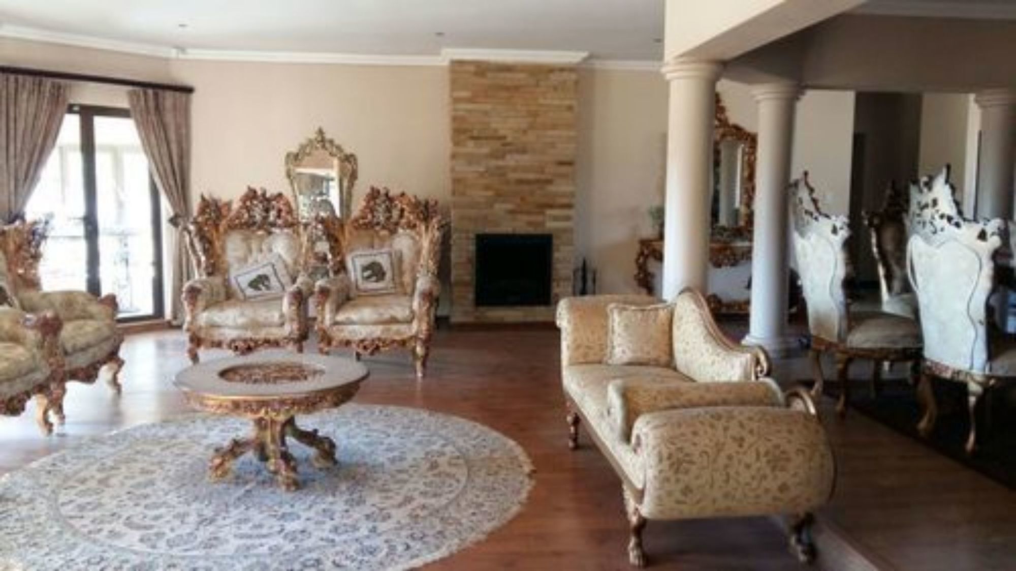 Budias Guest House Kempton Park Esterno foto